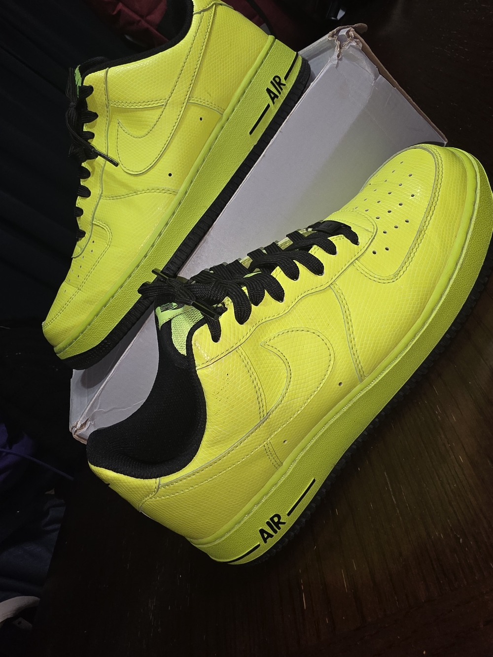 Nike Air Force 1 Low "Volt/Black" size 10 with box #airforce1 #basketball